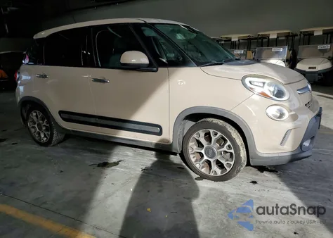 2014 Fiat 500L Trekking z USA, uszkodzony, nr VIN ZFBCFADH1EZ009698